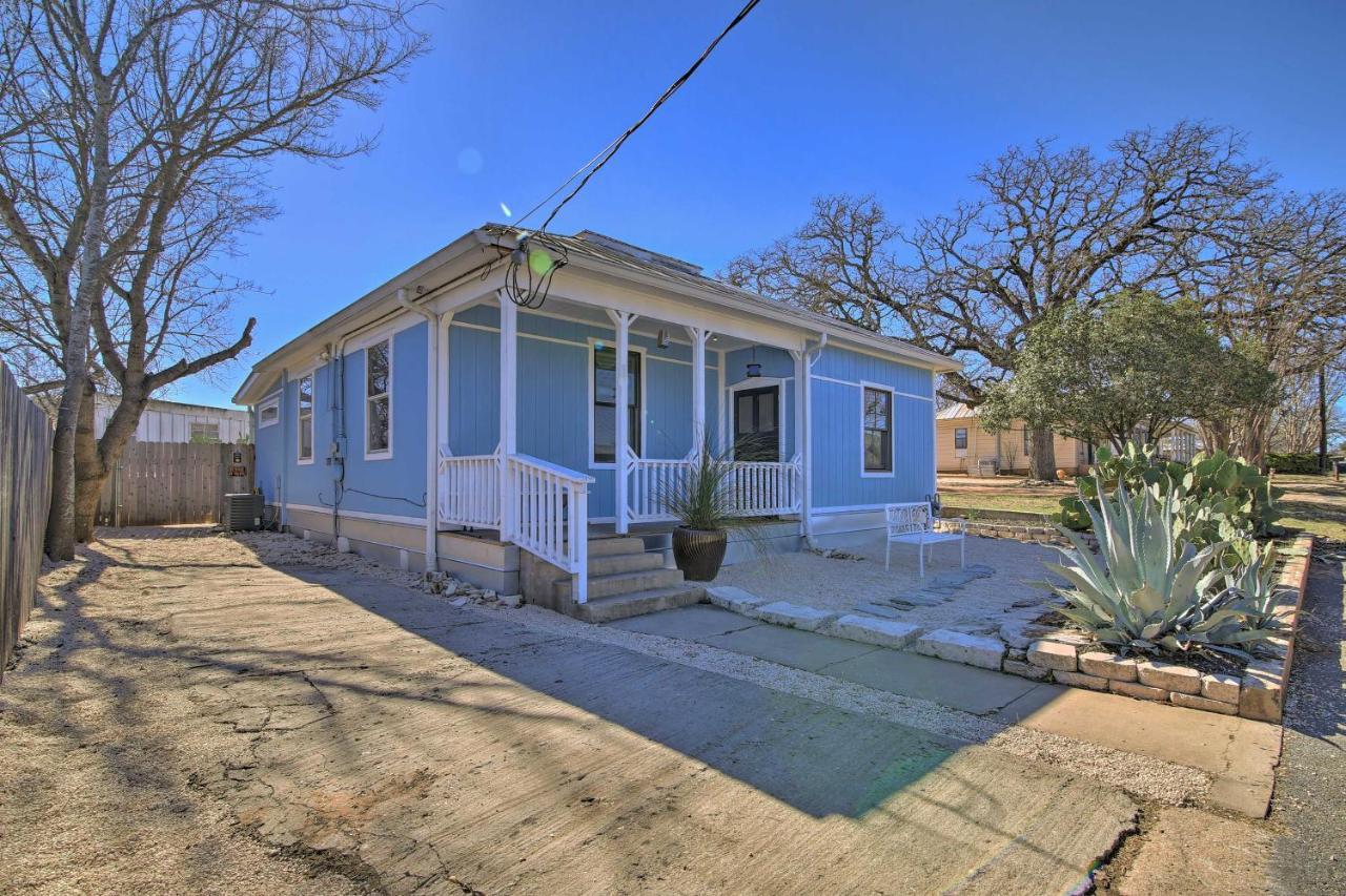 Texas Home With Backyard Oasis, Walk To Main St Fredericksburg Exterior photo